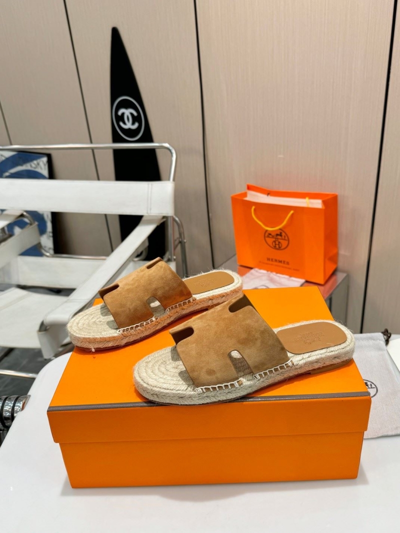 H**mes slippers